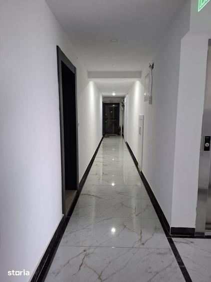 Apartament cu 2 camere decomandat în Far