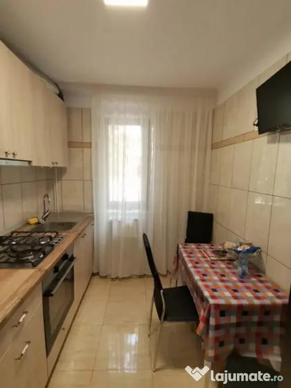 Apartament 3 camere de inchiriat, situat in zona TOMIS II - 12