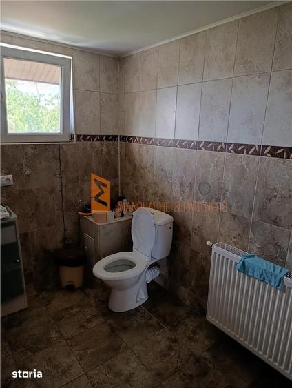 Casă cu 4 camere decomandat cu Teren 546 Mp în Merei