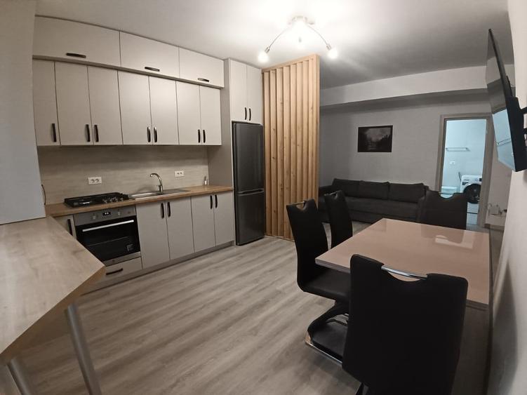Apartament cu 2 camere semidecomandat în Central