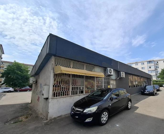 Spațiu comercial, de 35 mp, în Poarta 6