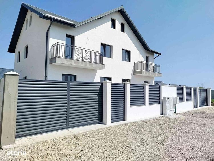 Casă cu 4 camere cu Teren 250 Mp în Central