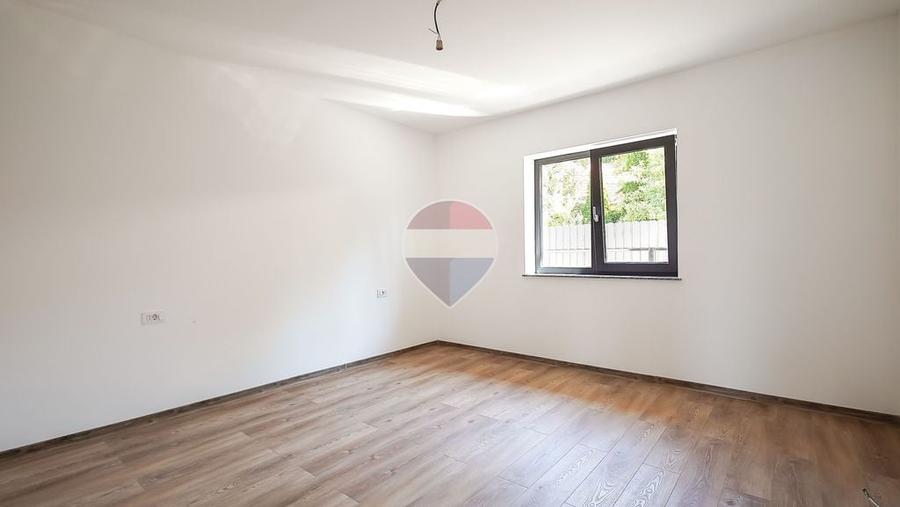 Casa noua langa Bra?ov, curte insorita ?i vedere p... - 15