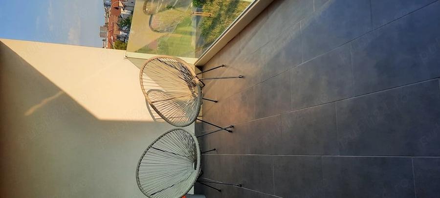 Apartament cu 2 camere decomandat în Piața Cluj