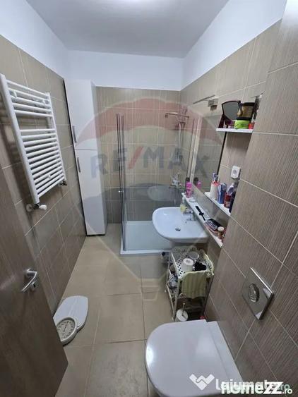 Apartament cu 3 camere semidecomandat, mobilat în Snagov