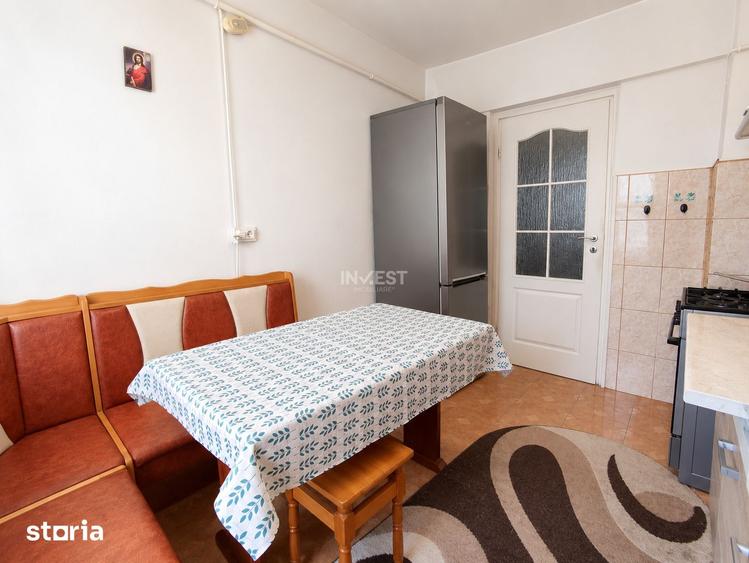 Apartament cu 3 camere decomandat, mobilat în Bularga