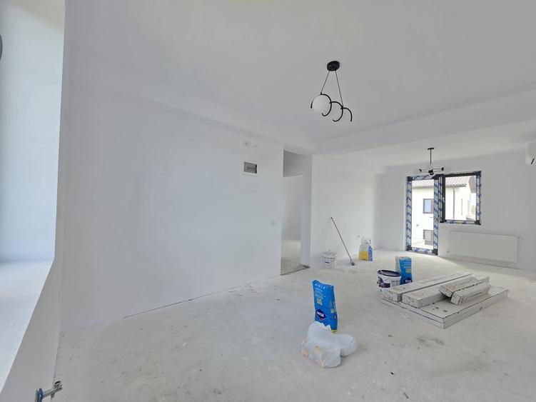 Apartament cu 2 camere si TERASA MARE, etaj 1 - 15 min' distanta de Piata Luica - 10