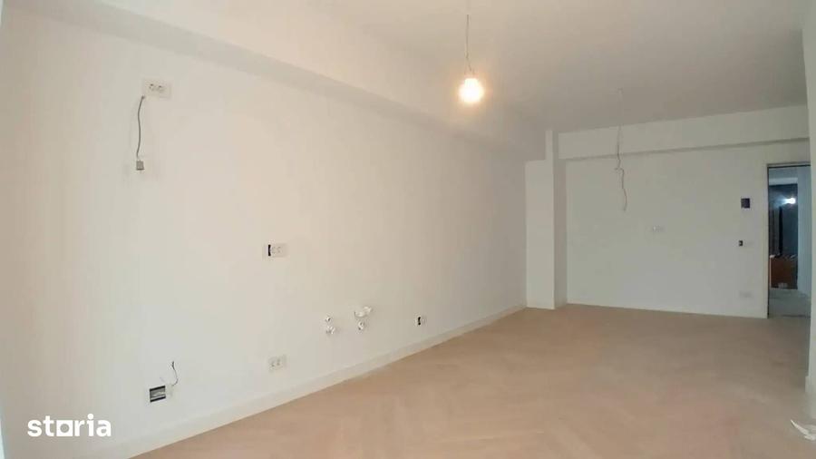 Apartament cu 3 camere în Centrul Civic