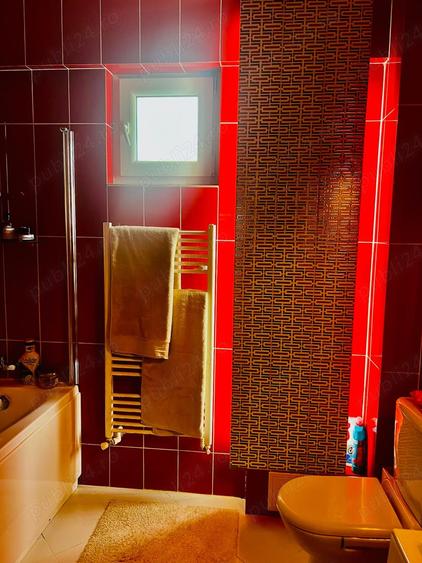 Apartament cu 3 camere decomandat în Rădăuți