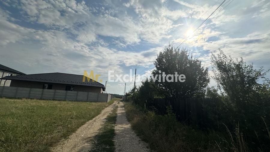 Teren Construcții intravilan de 530 mp, în Albota