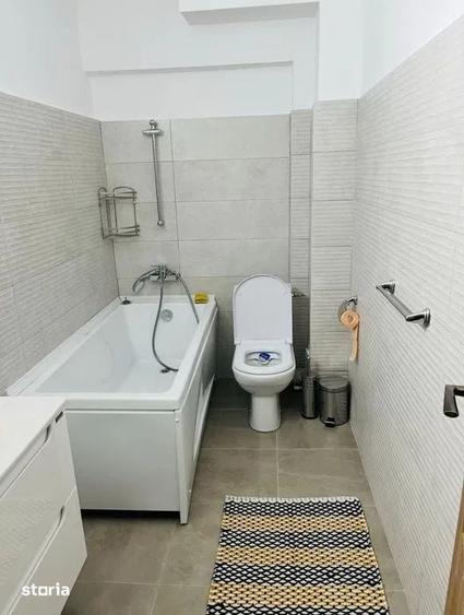 Apartament 3 camere decomandat, 2 bai, Tg. Cucu Podu de Fier, etaj - 7