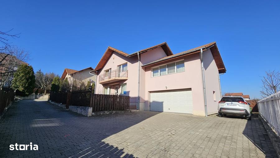 Casă cu 6 camere cu Teren 413 Mp în Bună Ziua