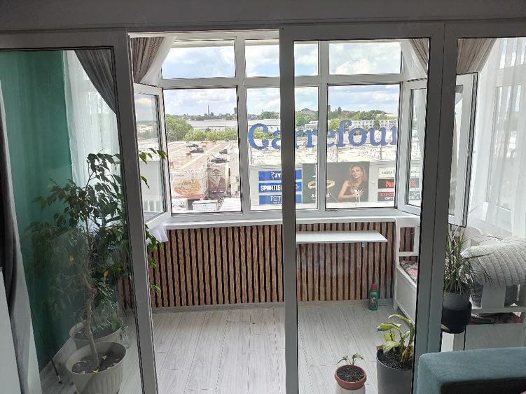 Apartament cu 2 camere semidecomandat în Central