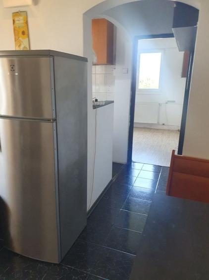 Apartament cu 2 camere decomandat în Giurgiului