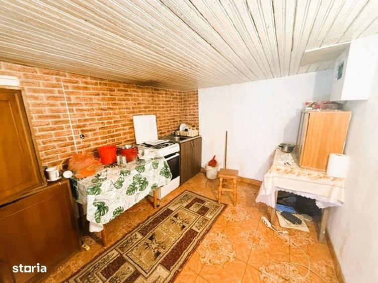 Gospodarie In Teslui | Teren 2700 mp | Casa+anexe - 9