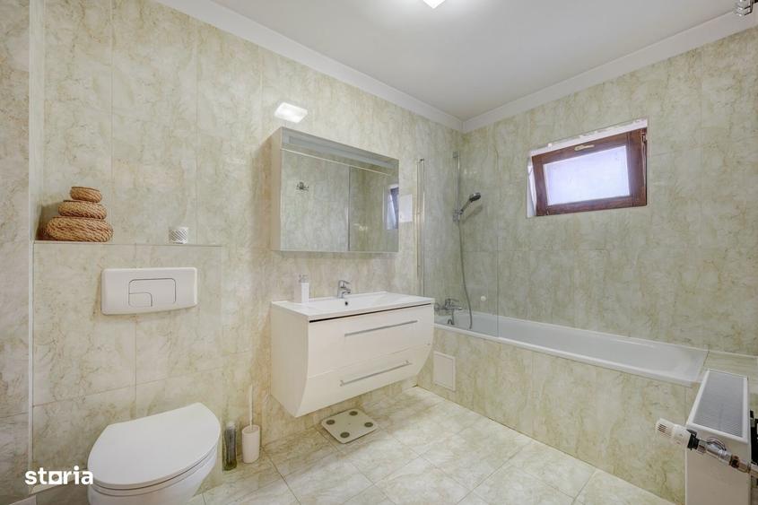 Casă cu 3 camere cu Teren 217.81 Mp în Central