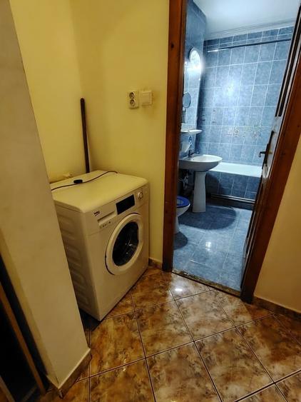 Apartament cu 3 camere decomandat în Chișoda