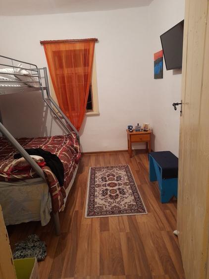 Casă cu 3 camere în Central