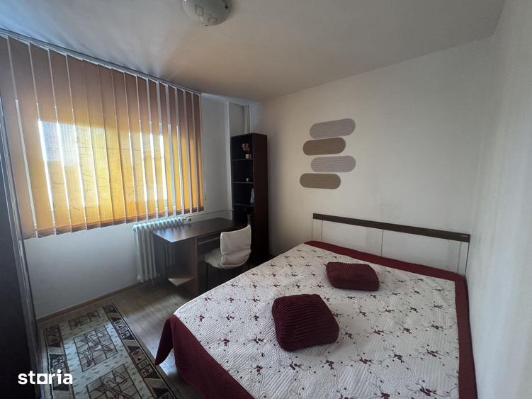 Apartament cu 3 camere decomandat în Pantelimon