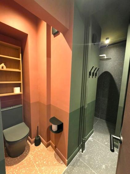 Apartament cu 3 camere semidecomandat, mobilat în Calea Victoriei