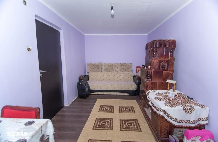 Casă cu 3 camere în Văcarea