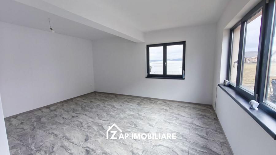 Duplex cu 4 camere cu Canalizare în Sângeorgiu de Mureș