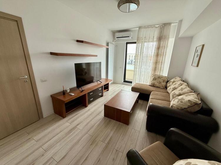 Apartament cu 2 camere decomandat, mobilat în Politehnica