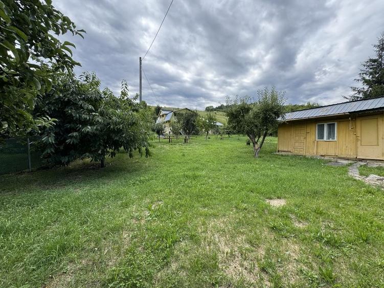 Teren de 2548 mp, în Central