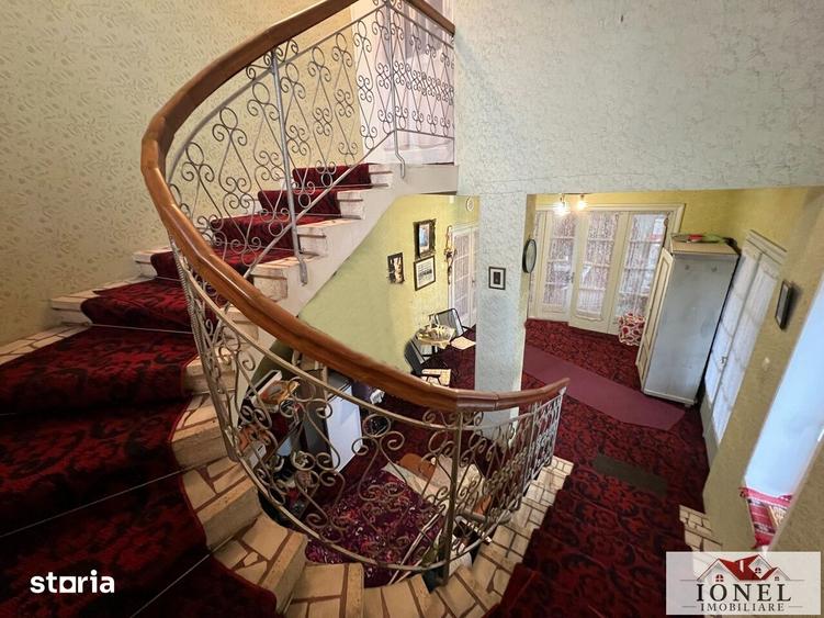 Casă cu 6 camere cu Teren 936 Mp în Abrud