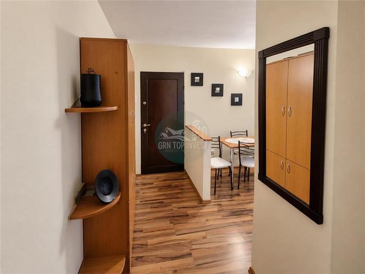 Apartament cu 2 camere decomandat în Valea Aurie
