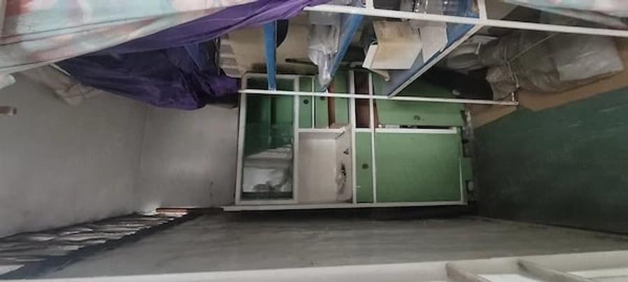 Apartament cu 3 camere semidecomandat în 1 Mai