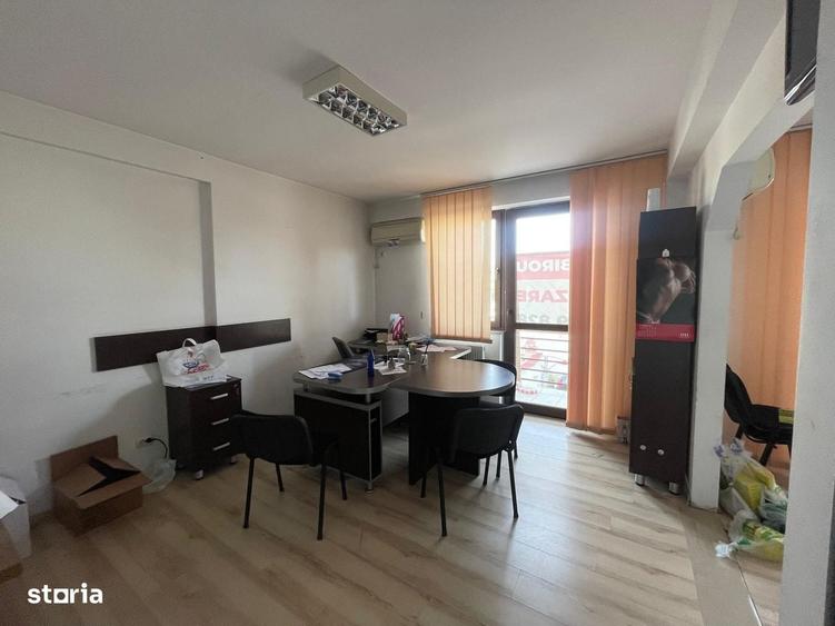 Apartament cu 4 camere în Central