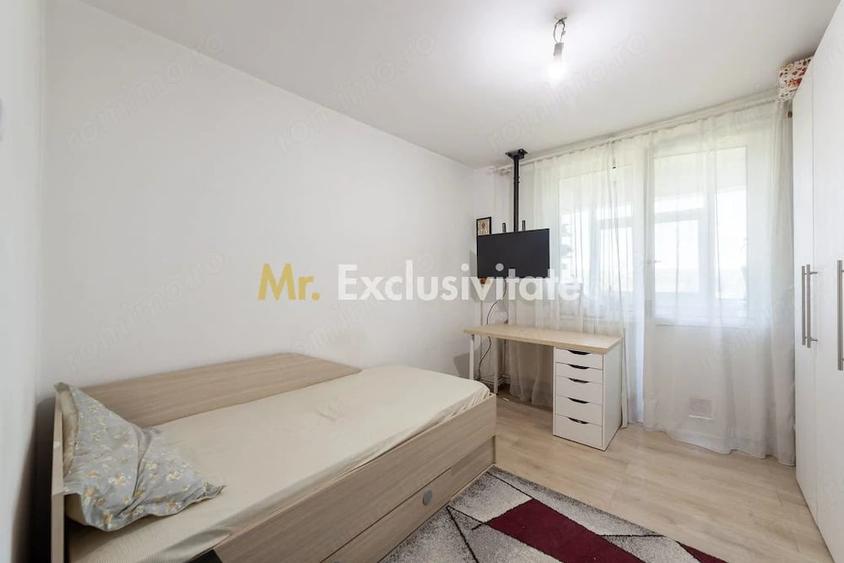 Apartament cu 3 camere semidecomandat în Est