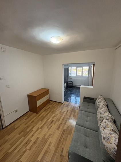 Garsonieră semidecomandată în Unirii Sud