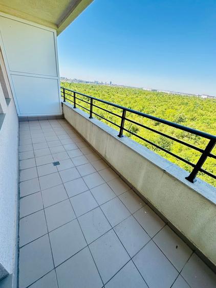 Apartament cu 2 camere semidecomandat, mobilat în Băneasa