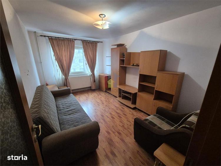 Apartament cu 2 camere decomandat în Viziru 1