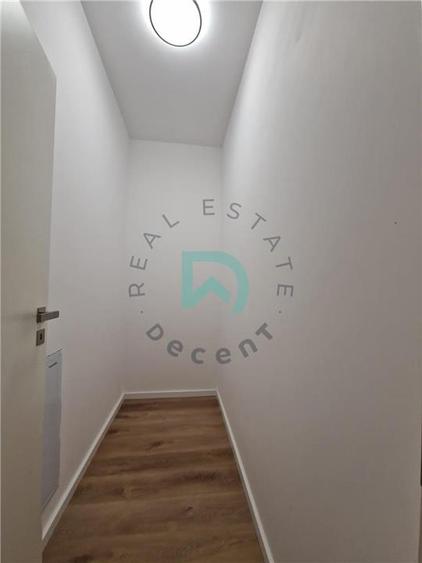 Apartament cu 2 camere decomandat, mobilat în Tractorul