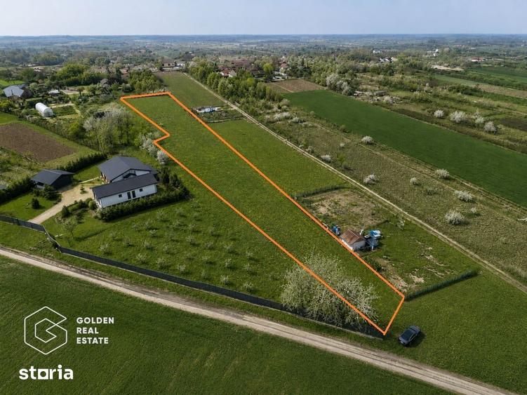 Teren de 2600 mp, în Șofronea