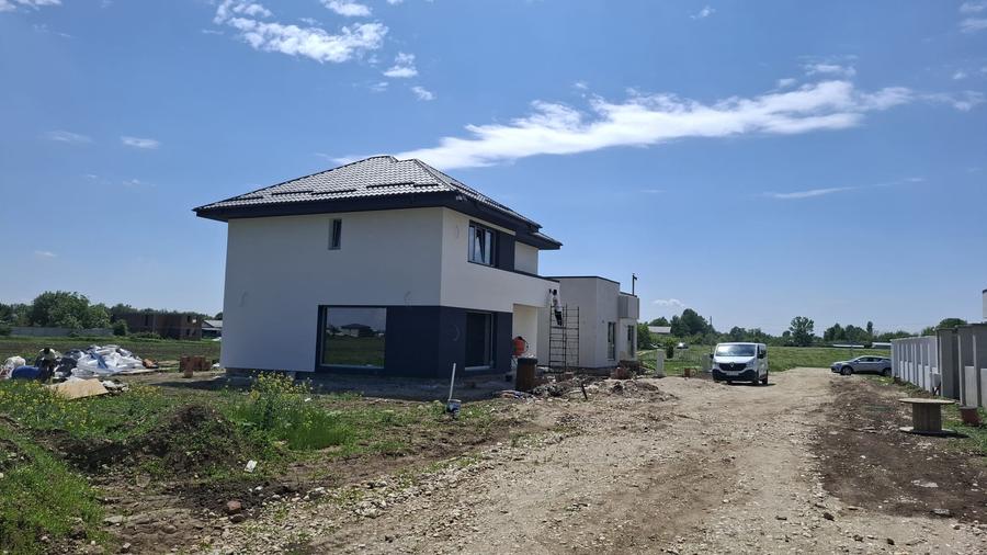 Teren Construcții intravilan de 500 mp, în Domnești