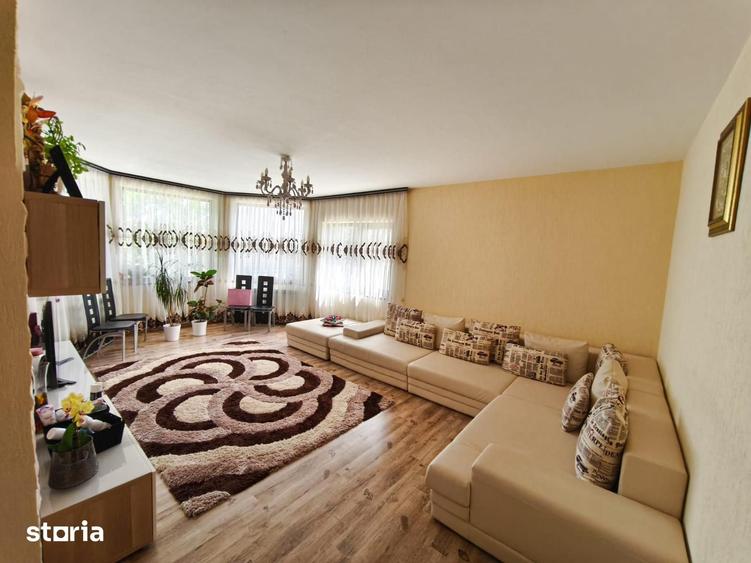 Casă cu 5 camere cu Teren 600 Mp în Ciolpani