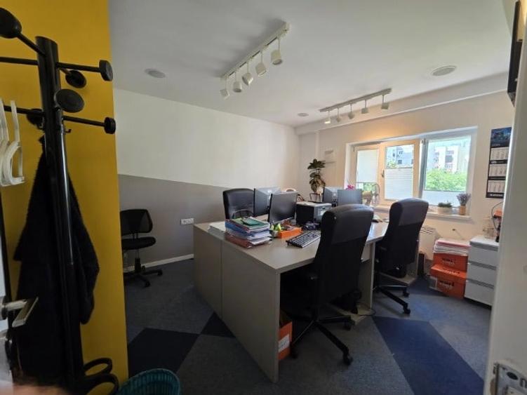 Apartament cu 3 camere decomandat, mobilat în Octavian Goga