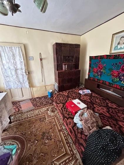 Casă individuală cu 4 camere cu Teren 923 Mp în Bujoru