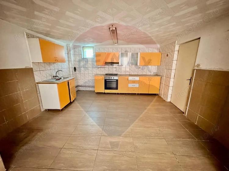 Casă cu 3 camere cu Teren 292 Mp în Sud