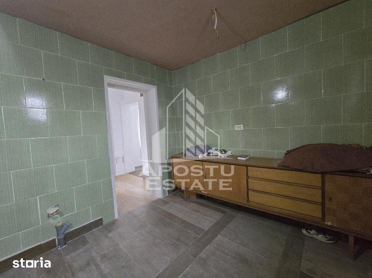 Casă cu 4 camere cu Teren 869 Mp în Dudeștii Noi