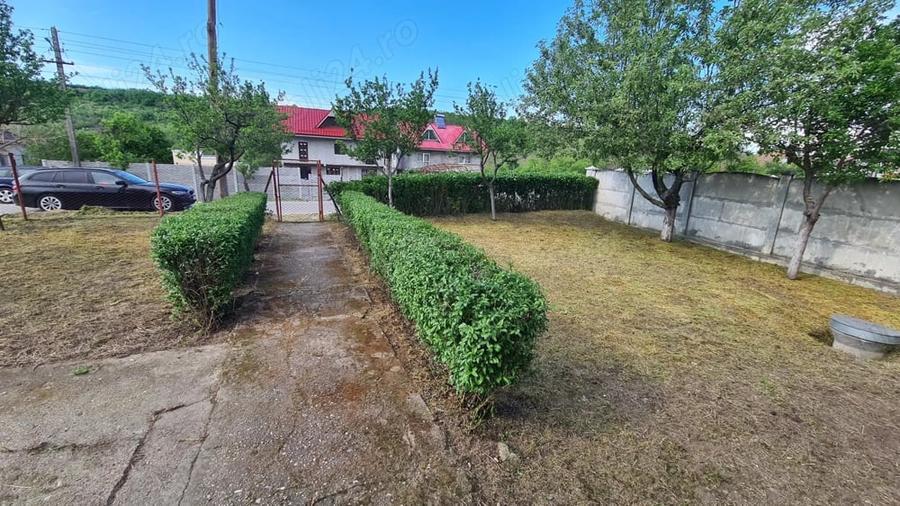 Spațiu comercial, de 90 mp, în Teslui