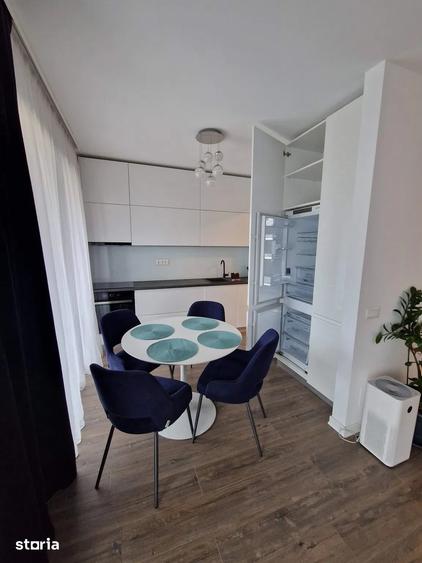 Apartament cu 2 camere semidecomandat, mobilat în Pipera