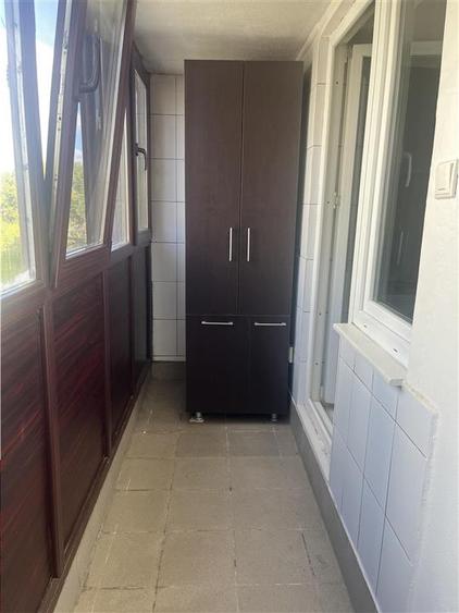 Apartament cu 2 camere semidecomandat, mobilat în Barbu Văcărescu