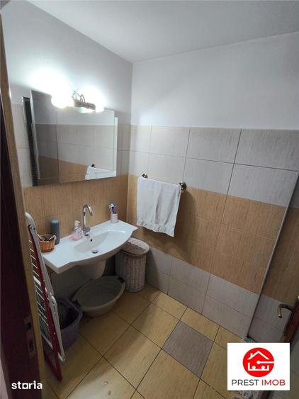 Apartament cu 5 camere în Central