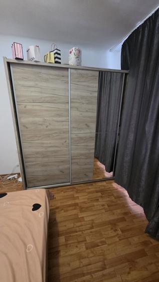 Apartament cu 2 camere decomandat în Rovine