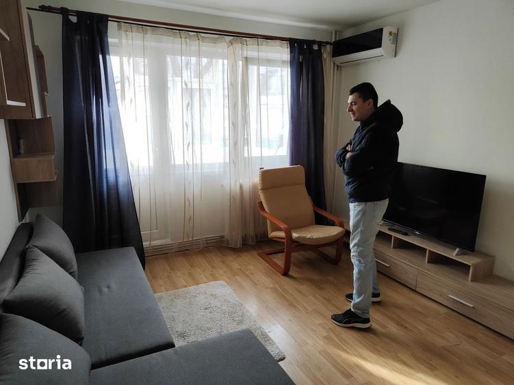 Apartament cu 2 camere nedecomandat, mobilat în Podu Roș